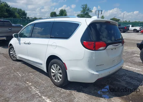 2018 Chrysler Pacifica Touring L z USA, uszkodzony, nr VIN 2C4RC1BG0JR211527
